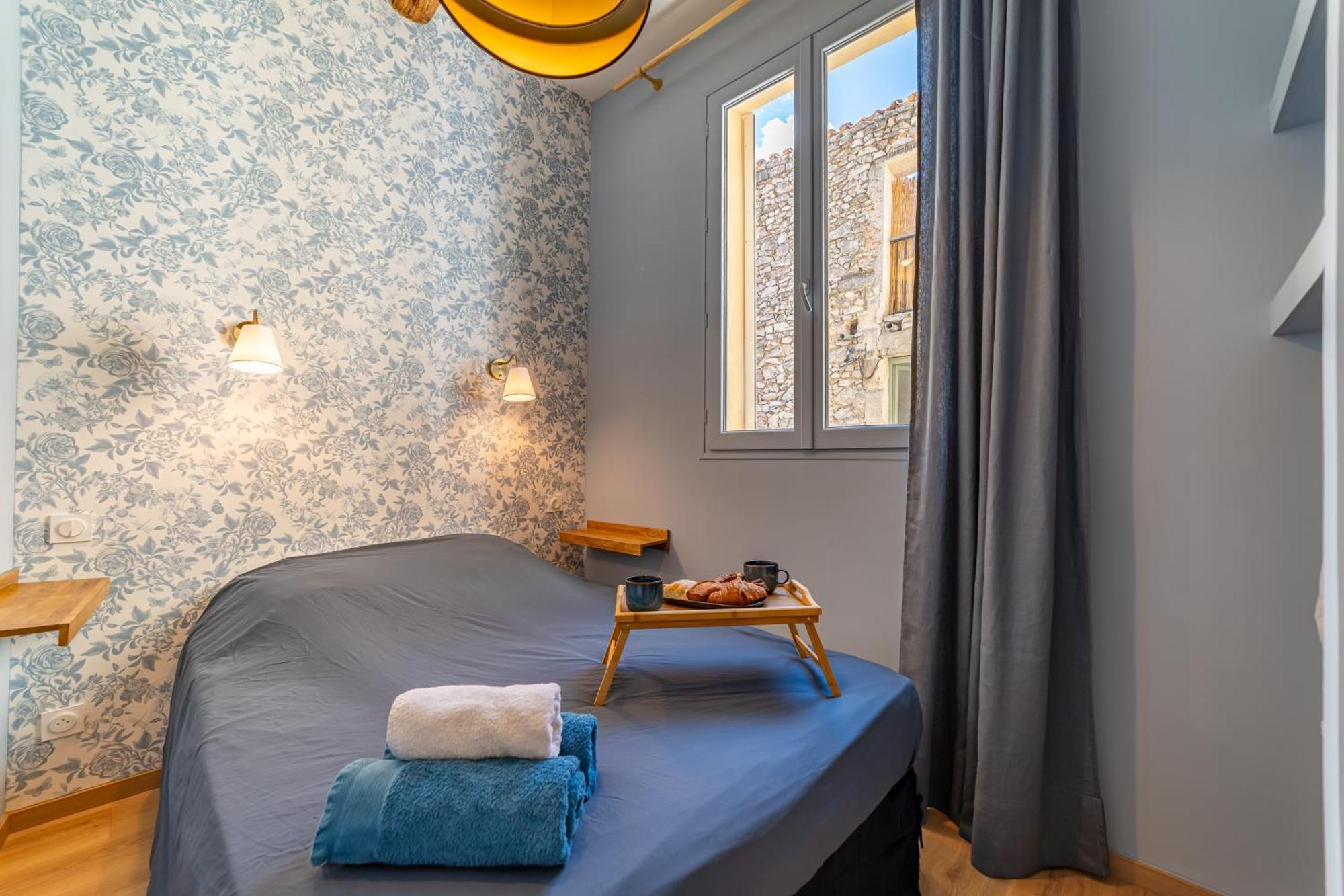 Le Bleu Jean Denim Arenes - Nuit A Nimes