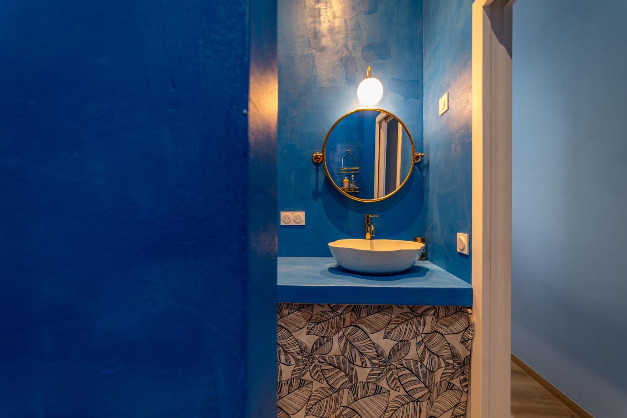 Le Bleu Jean Denim Arenes - Nuit A * Nimes